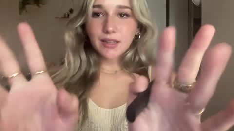 Snapshot of stellaraexox chatting on 02.06.25 stellaraexox online show from 02.06.25