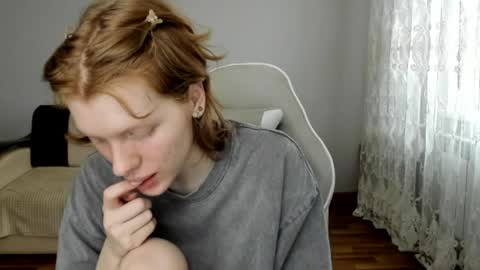 S T E L L A online show from 04.09.26