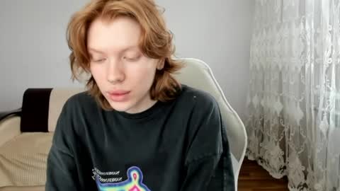 Snapshot of stellaswen chatting on 05.01.26 S T E L L A online show from 05.01.26