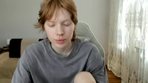 Snapshot of stellaswen chatting on 06.04.26 S T E L L A online show from 06.04.26