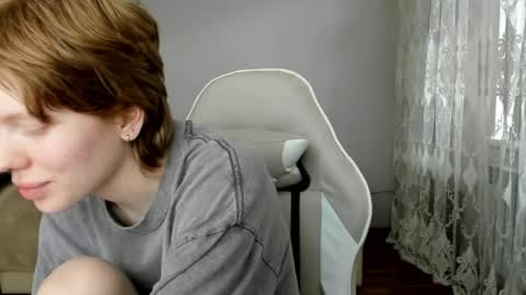 Snapshot of stellaswen chatting on 06.05.26 S T E L L A online show from 06.05.26