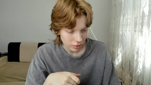 Snapshot of stellaswen chatting on 06.16.26 S T E L L A online show from 06.16.26