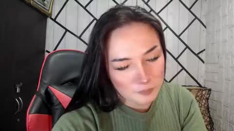 Snapshot of stellaven chatting on 05.17.26 Stellaven online show from 05.17.26