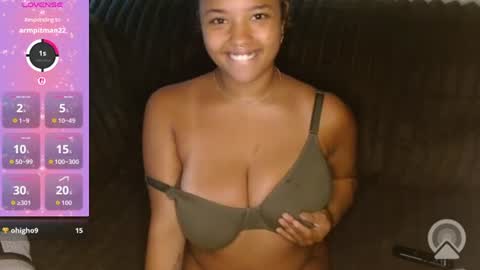 Snapshot of stellstar chatting on 07.24.26 stells online show from 07.24.26