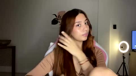 Snapshot of steph_y1030 chatting on 01.18.25 stephany online show from 01.18.25