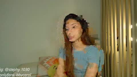 Snapshot of steph_y1030 chatting on 10.05.25 stephany online show from 10.05.25