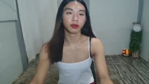 Snapshot of stephanie_zee chatting on 05.24.26 stephanie_zee online show from 05.24.26
