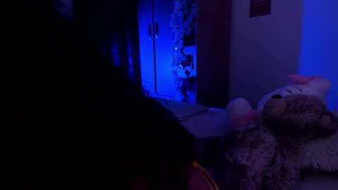 Stephanie  online show from 02.21.25