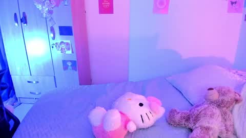 Stephanie  online show from 02.26.25