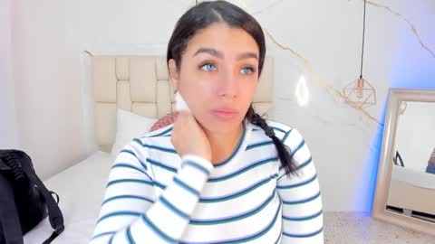 Stefanny online show from 01.27.25