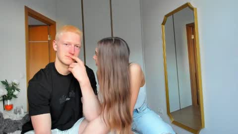 Snapshot of stepsisandstepbro chatting on 04.17.26 Step sis and Step bro online show from 04.17.26