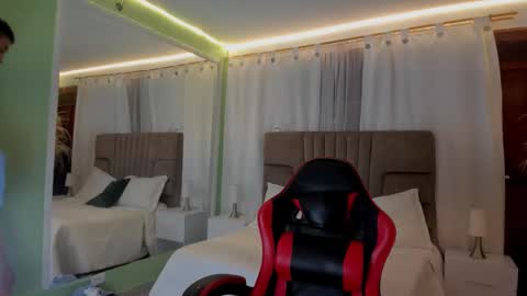 Steve Pervert online show from 11.21.25