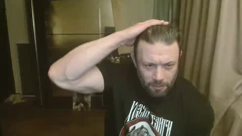 Snapshot of stevebulkzor chatting on 05.14.26 Steve Oakenshield son of John son of Vasyl online show from 05.14.26