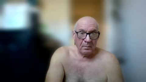 Snapshot of stevejons47 chatting on 01.06.26 stevejons47 online show from 01.06.26