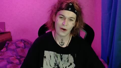 Snapshot of stevenspirs chatting on 10.31.25 Steve online show from 10.31.25