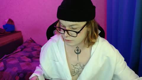 Snapshot of stevenspirs chatting on 11.07.25 Steve online show from 11.07.25