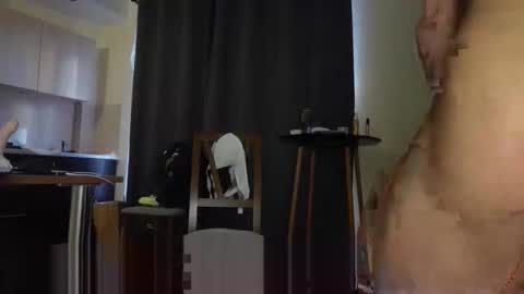 Snapshot of stewart_benzo chatting on 04.01.26 Stewart Barnz online show from 04.01.26
