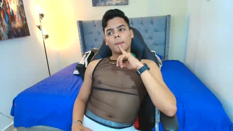 Snapshot of stewart_mateo_ chatting on 09.18.25 stewart online show from 09.18.25