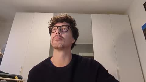 Snapshot of sti270452 chatting on 10.29.25 Jenk online show from 10.29.25