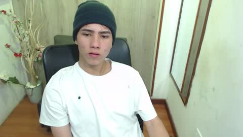 Snapshot of stich_23 chatting on 02.10.26 Stich online show from 02.10.26