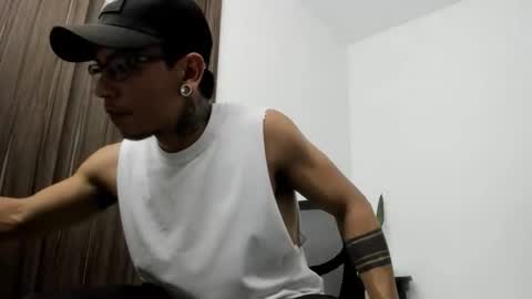 Snapshot of stiven_trainer chatting on 06.08.26 stiven_trainer online show from 06.08.26
