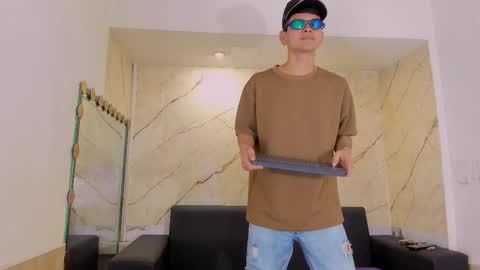 friends online show from 01.09.26