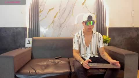 friends online show from 04.17.26