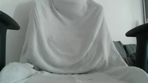 Snapshot of stivglatpik chatting on 11.23.25 stivglatpik online show from 11.23.25