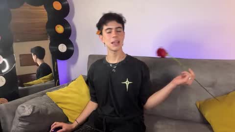 Snapshot of stolas_ying chatting on 02.22.26 Stolas online show from 02.22.26