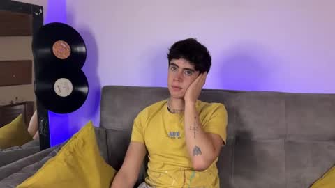 Snapshot of stolas_ying chatting on 02.27.26 Stolas online show from 02.27.26