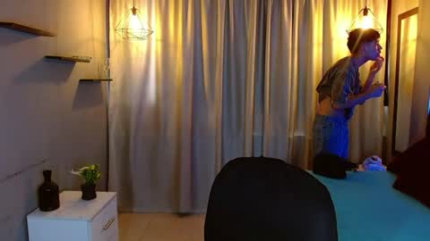 Axel online show from 07.04.26