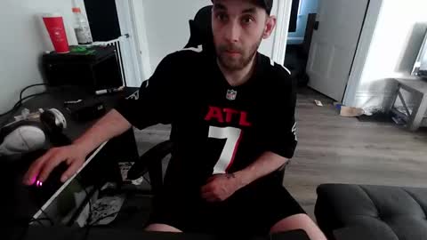 stonedpanda77 online show from 05.17.26