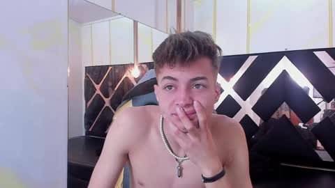 Snapshot of stonne69 chatting on 02.26.25 stonne69 online show from 02.26.25