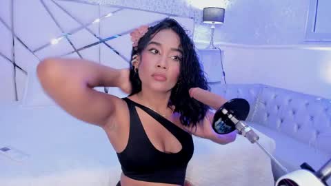 Snapshot of stormybdsm chatting on 04.16.26 Stormy online show from 04.16.26