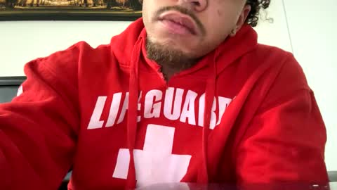 Snapshot of str8dj chatting on 12.31.24 Dj online show from 12.31.24