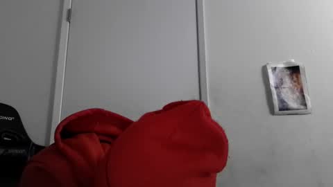 Snapshot of str8dj chatting on 10.21.25 Dj online show from 10.21.25