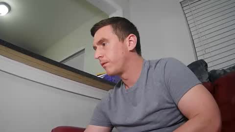 Snapshot of str8stuntcox chatting on 05.05.26 Str8StuntCox online show from 05.05.26