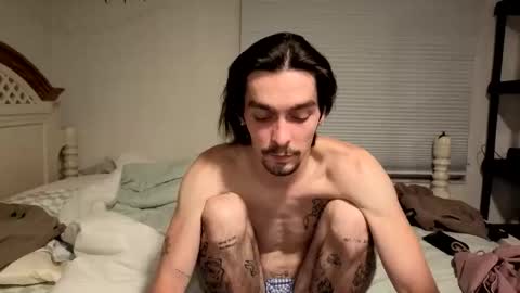 Snapshot of str8whiteboy21 chatting on 04.17.26 str8whiteboy21 online show from 04.17.26