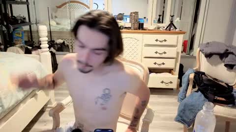 Snapshot of str8whiteboy21 chatting on 04.23.26 str8whiteboy21 online show from 04.23.26