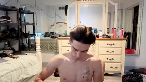 Snapshot of str8whiteboy21 chatting on 05.20.26 str8whiteboy21 online show from 05.20.26
