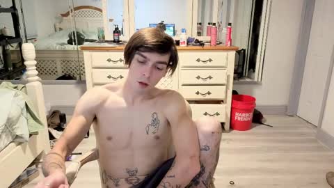 Snapshot of str8whiteboy21 chatting on 05.31.26 str8whiteboy21 online show from 05.31.26