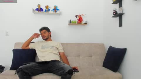 straight__friends online show from 04.21.26