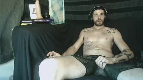 straitpipermann22 online show from 11.12.25