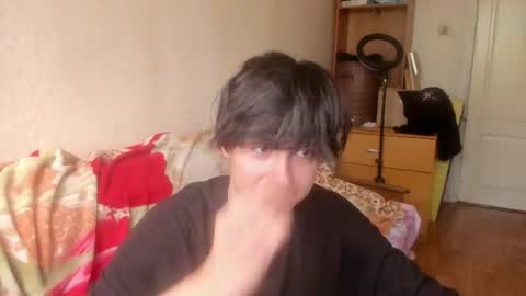 Snapshot of stralght_twinks chatting on 07.18.26 Ray online show from 07.18.26