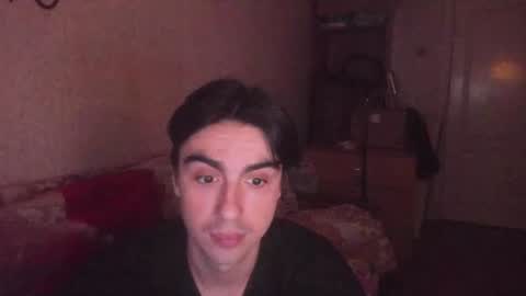 Snapshot of stralght_twinks chatting on 07.25.26 Ray online show from 07.25.26