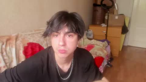 Snapshot of stralght_twinks chatting on 07.27.26 Ray online show from 07.27.26