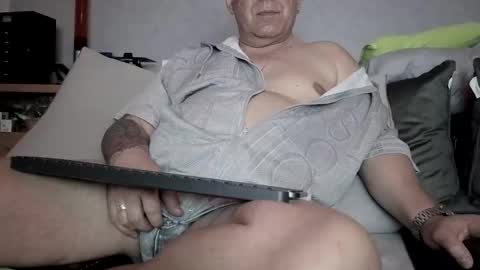 Stranger online show from 04.19.26