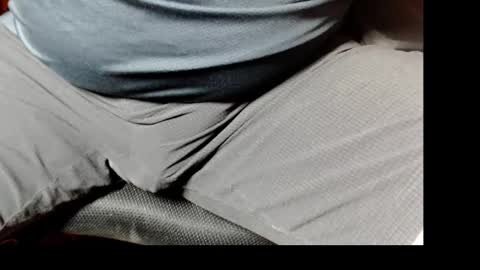 Snapshot of stratos4735 chatting on 09.28.25 stratos online show from 09.28.25