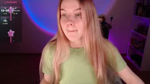 Juli online show from 02.15.26