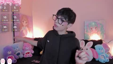 strawberry_kitty_ online show from 02.15.26